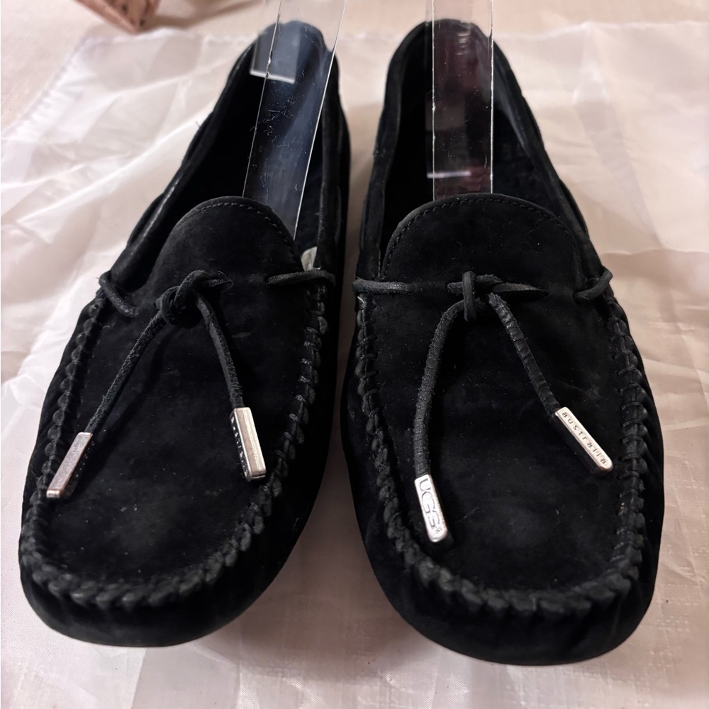 UGG Women’s Black Suede Sherpa lined Moccasins